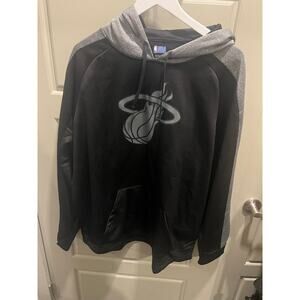 NWOT NBA Miami Heat Sweatshirt